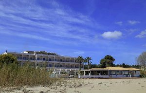 Cavomarina Beach Hotel