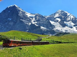 Horskými vláčky po Švýcarsku III – Švýcarské unikáty